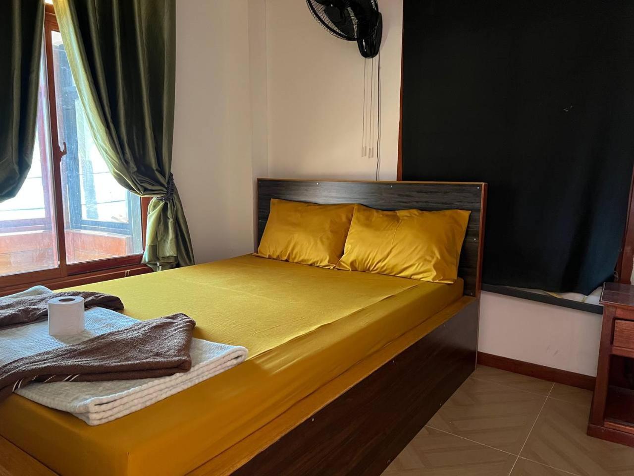 White Rose Guesthouse Kaoh Touch Buitenkant foto