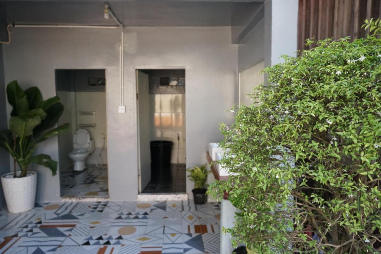 White Rose Guesthouse Kaoh Touch Buitenkant foto